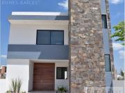 CASA NUEVA EN VENTA EN ZONA ESTE, FRACC. MAYORAZGO...