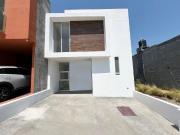 CASA NUEVA EN VENTA FRACC. FRESNOS TRES MARÍAS, Zona de...