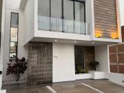 CASA NUEVA EN VENTA – FRACC. LOMALTA privado con...