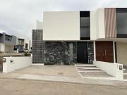 CASA NUEVA EN VENTA FRACC LOMALTA, TRES MARÍAS Casa...