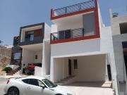 CASA NUEVA EN VENTA. FRACC. PRIVADO 4 RECAMARAS & ROOF...