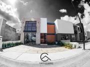 Casa Nueva en Venta – Fracc. Privado Rincón de Altozano,...