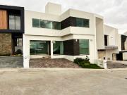 CASA NUEVA EN VENTA | LOMALTA TRES MARÍAS Ubicada en...