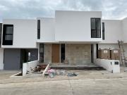 CASA NUEVA EN VENTA – LOMALTA, TRES MARÍAS, MORELIA ✨...