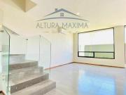 Casa Nueva en Venta Parques Vallarta Zapopan