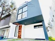 Casa Nueva en Venta Parques Vallarta Zapopan