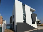 CASA NUEVA EN VENTA RENTADA PARA INVERSIONISTA $ 7,800,000