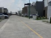 Casa Nueva en VENTA, Residencial Esmeralda 4