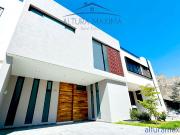 Casa Nueva en Venta Solares Coto Azent Zona Real Zapopan