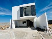 CASA NUEVA EN VIÑEDOS CON UNA CAURTA RECÁMARA EN PLANTA BAJA