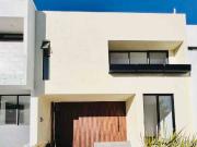 CASA NUEVA EN ZONA BOSQUES DE SANTA ANITA, DENTRO DE...