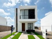 CASA NUEVA EN ZONA SUR LEÓN, GTO. VENTA EN ARZÚA QUINTA...