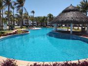 Casa Nueva Equipada con Club de Playa y Canchas de Pádel...