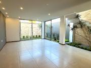 Casa Nueva Esquina ALTOZANO Morelia 3 recamaras acabados...