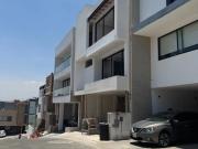 Casa nueva Lago Esmeralda