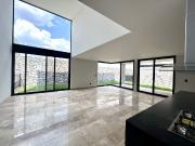 Casa NUEVA/ Privada en Campanario Norte