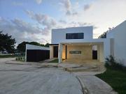 | Casa nueva y elegante en privada Amidanah |