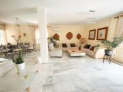 Casa o chalet de alquiler en Calle Paris, 35, Aloha