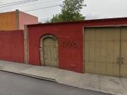 CASA O TERRENO A 5 MIN DE LA UNIVERSIDAD INTERNACIONAL...