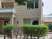 Casa ocho ambientes en venta City Bell Country grand Bell 1