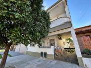 Casa para 2 Familias en venta en Bernal Centro