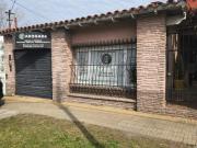 Casa para 2 Familias en venta en Remedios de Escalada Oeste