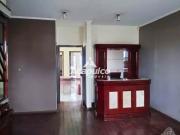 Casa para alugar com 03 quartos, sendo 01 suíte com...