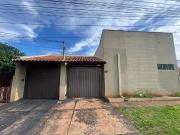 Casa para alugar com 1 suíte + 2 quartos em Jardim Água...