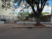 Casa para alugar com 1 Suíte + 2 Quartos em Jardim Santa...