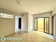 Casa para alugar com 1 Suíte + 2 Quartos em Parque...