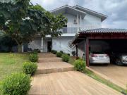 Casa para alugar com 297m², 4 quartos e 2 vagas