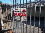 Casa para alugar com 3 Quartos em Conjunto Habitacional...