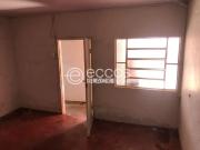 Casa para aluguel, 2 quartos, Tabajaras UberlÃ¢ndia/MG