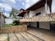 Casa para aluguel, 4 quartos, 2 suítes, 6 vagas, Ouro...
