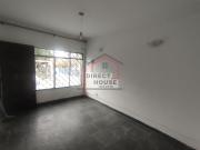 Casa para Aluguel com 2 quartos, 100 m² por R$ 3.000