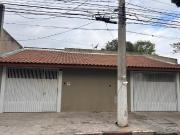 Casa para Aluguel com 2 quartos, 260 m² por R$ 3.500