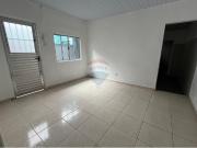 Casa para Aluguel com 2 quartos, 50 m² por R$ 1.450