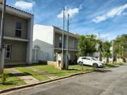 Casa para Aluguel com 2 quartos, 85 m² por R$ 2.508