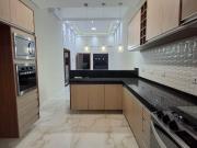 Casa para Aluguel com 3 quartos, 100 m² por R$ 4.350