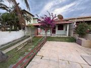Casa para Aluguel com 3 quartos, 150 m² por R$ 2.000