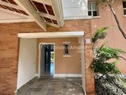 Casa para Aluguel com 3 quartos, 167 m² por R$ 12.100