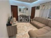 Casa para Aluguel com 3 quartos, 180 m² por R$ 8.200