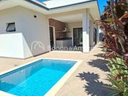 Casa para Aluguel com 3 quartos, 190 m² por R$ 13.000