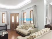 Casa para Aluguel com 3 quartos, 195 m² por R$ 4.700