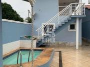 Casa para Aluguel com 3 quartos, 210 m² por R$ 4.000