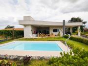 Casa para Aluguel com 3 quartos, 236 m² por R$ 11.500