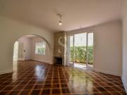 Casa para Aluguel com 3 quartos, 250 m² por R$ 55.000