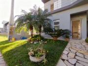 Casa para Aluguel com 3 quartos, 274 m² por R$ 8.000