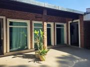 Casa para Aluguel com 3 quartos, 288 m² por R$ 8.500