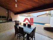 Casa para Aluguel com 3 quartos, 197 m² por R$ 4.550